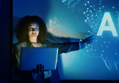 Cómo la Inteligencia Artificial Impulsa la gestión directiva en un centro de contacto